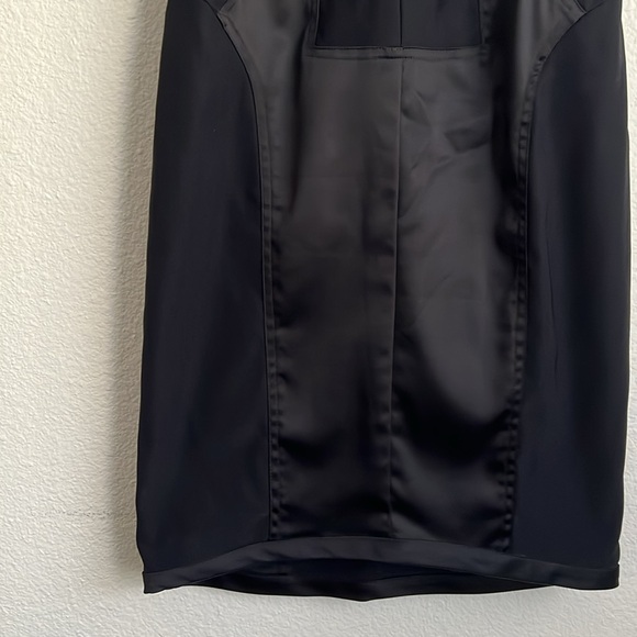 NWOT Nicole Miller Collection | Form-Fitting Cocktail Dress with Detail - Black - Picture 10 of 10